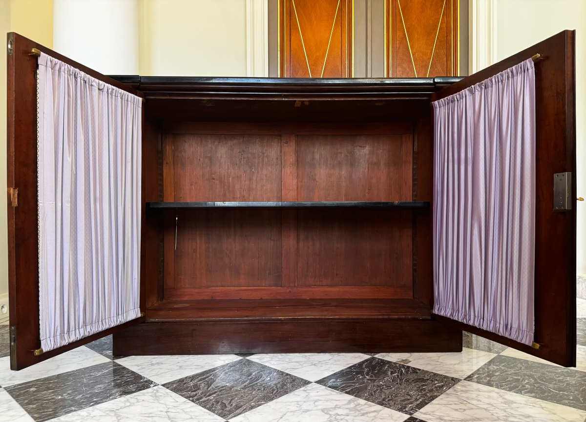 Rosewood Sideboard At Counter Height - 19th Century-photo-3