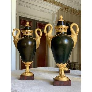 Pair Of Cassolettes, Covered Urns In Patinated And Gilded Bronze - 19th Century