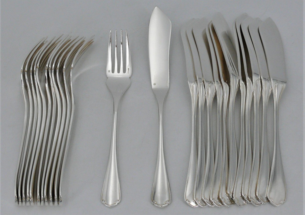 Christofle Japanese Model, 12 Fish Cutlery, Silver Plated, 24 Pieces, Excellent Condition.