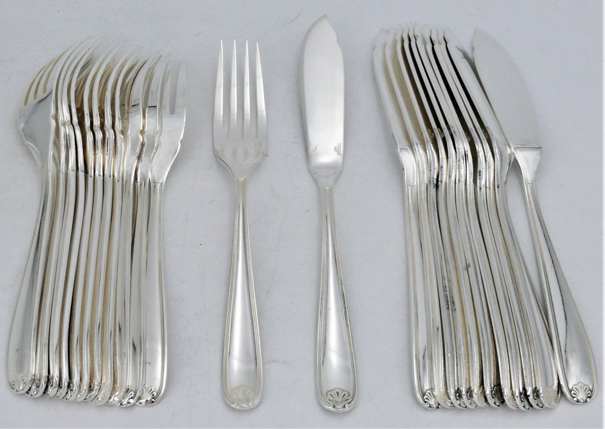 Christofle Marot Model, 12 Fish Cutlery, 24 Pieces, Excellent Condition, Silver Metal.