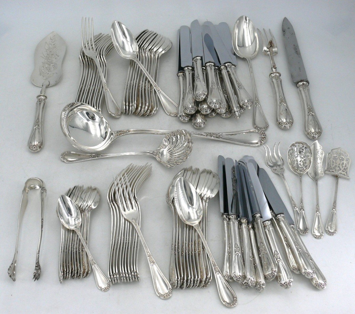 Henri Soufflot, Ménagère En Argent Massif Minerve De 96 Pièces, De Style Louis XVI.-photo-2