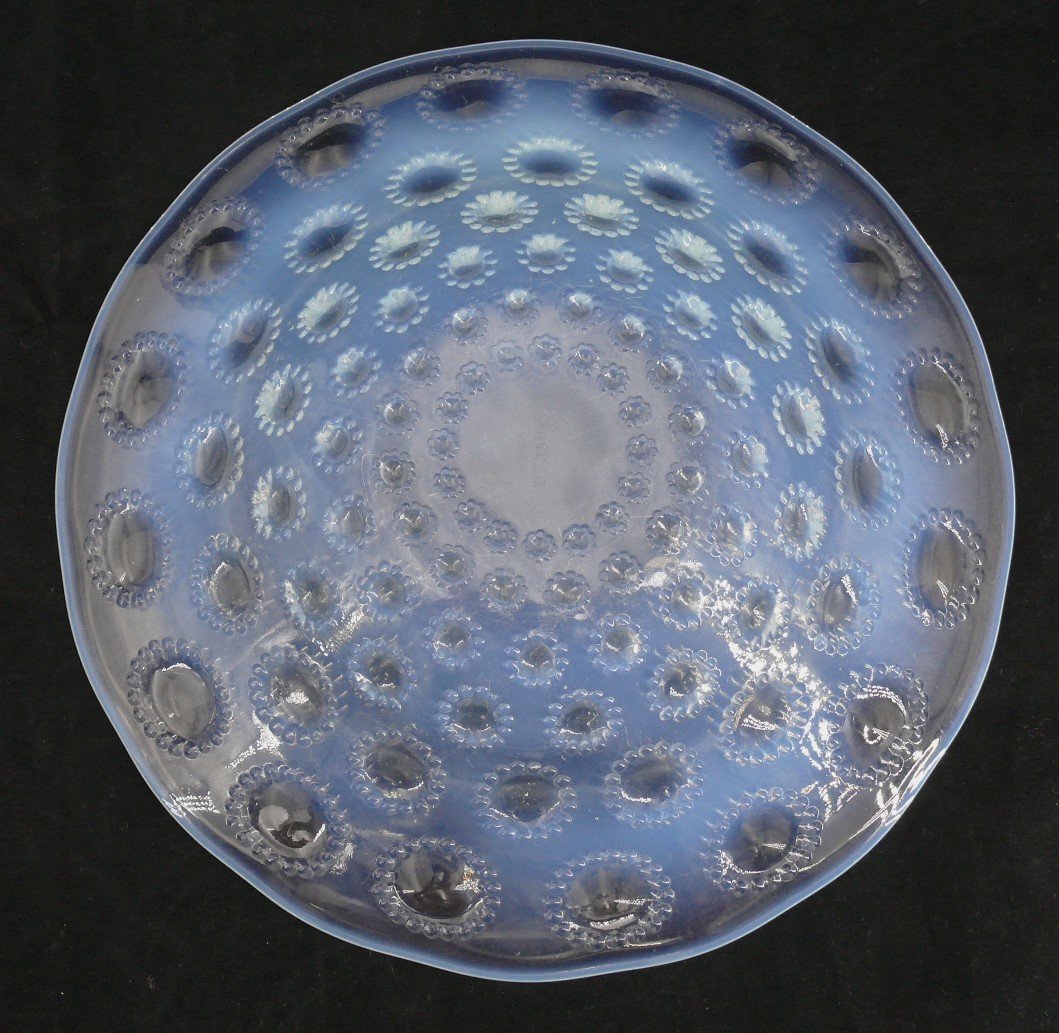 René Lalique, Opalescent Aster Open Cup No. 2, 25.5 Cm.-photo-2