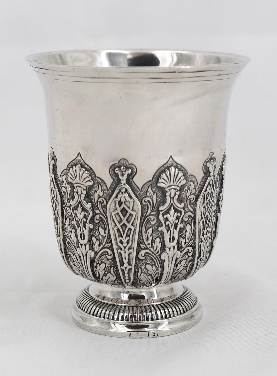 Claude Charvet, Timbale à Appliques En Argent, Paris 1750, 208 G, Excellent état.