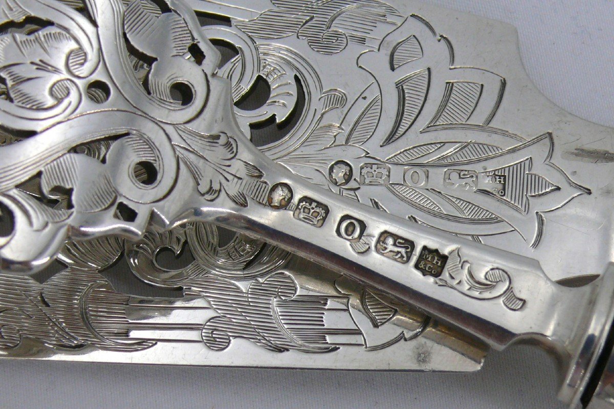 Fish Serving Cutlery, Silver, English, Engraved, Openwork, Martin Hall & Co, 1857-photo-8