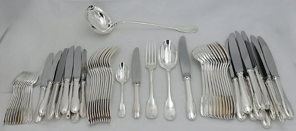 Christofle Modèle Cluny, Ménagère Set 61 Pièces Métal Argenté, Couteaux, Métal Argenté.-photo-2