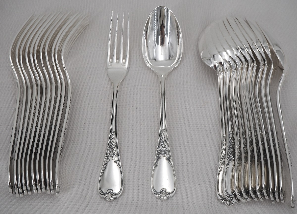 Ercuis modèle Dubarry, du Barry, 12 couverts de table, 24 pièces en métal argenté.