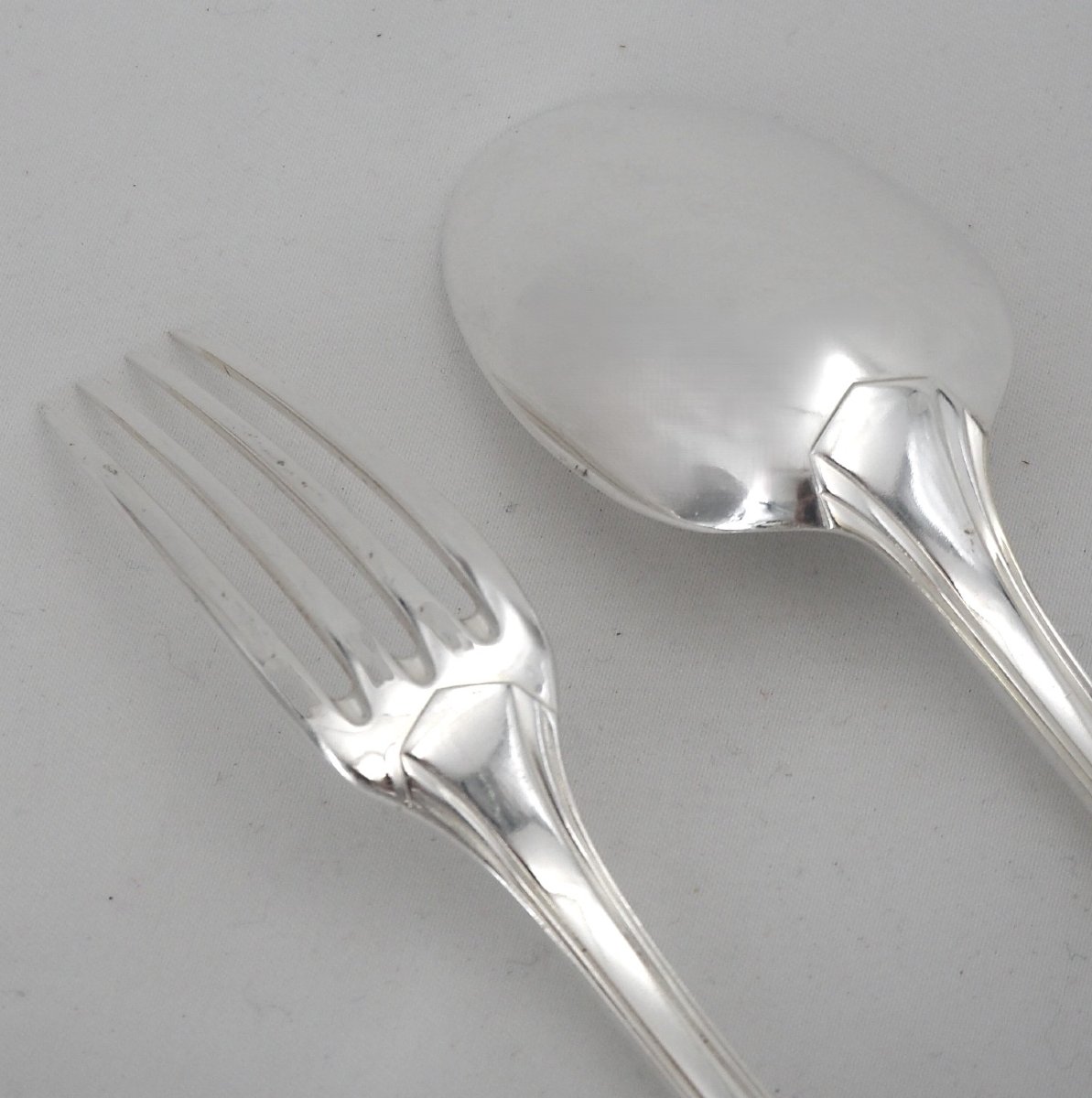 Christofle Boréal Model 12-piece Dessert Cutlery Set, 24-piece Dessert Set, Silver-plated Metal, 18 Cm.-photo-3
