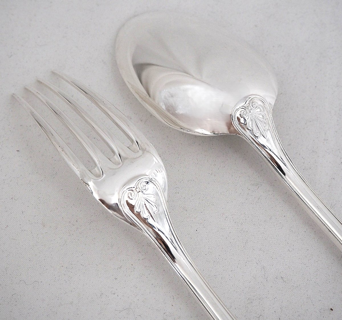 Christofle modèle Malmaison, ménagère set de 61 pièces, couteaux, métal argenté, parfait état.-photo-3