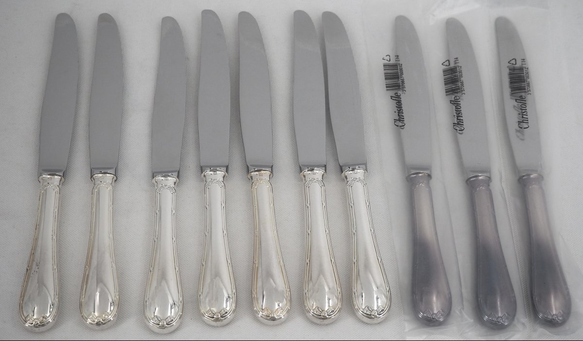Christofle modèle Rubans, 10 couteaux de table, manches ronds, métal argenté, parfait état.-photo-1