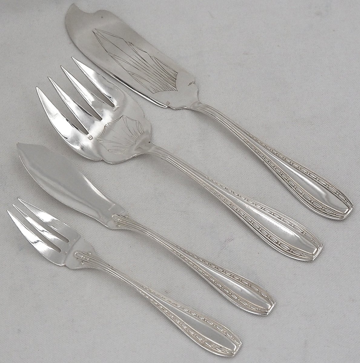 Ercuis Model Toledo, Art Deco, 26-piece Fish Set, In Silver-plated Metal.-photo-3