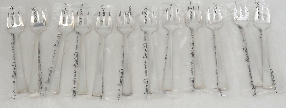 Christofle modèle Concorde, 12 fourchettes à huitres, neuves sous blisters scellés.-photo-2