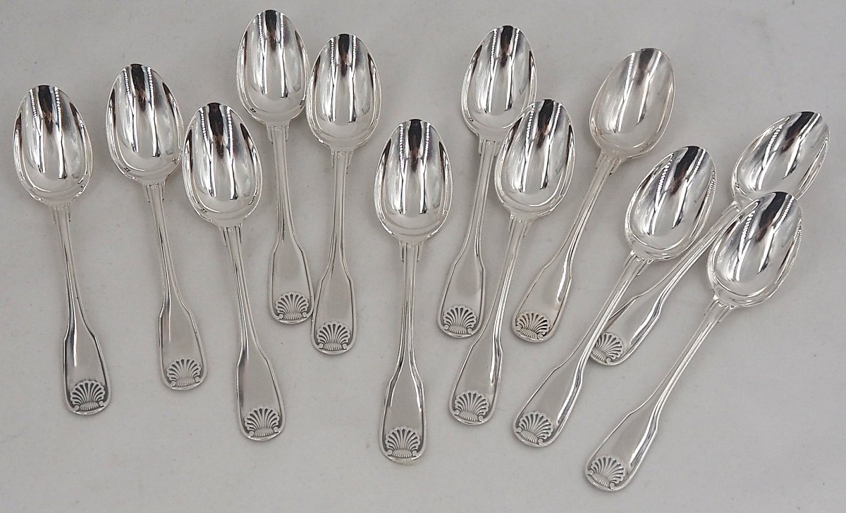 Christofle Vendôme, Coquille, ménagère set de 37 pièces en métal argenté, en excellent état.-photo-1