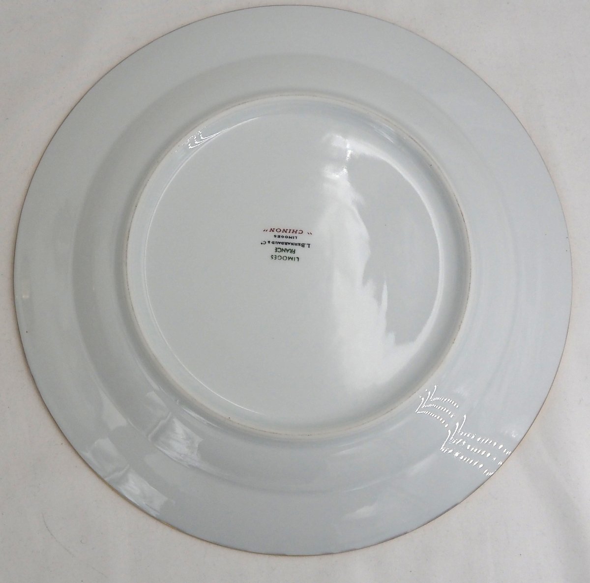 Bernardaud, porcelaine Limoges modèle Chinon, soupière/légumier + plat rond, parfait état.-photo-7