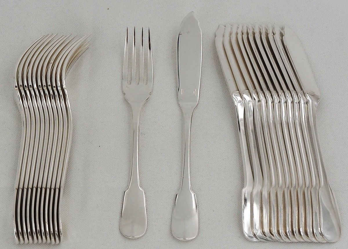 Christofle Cluny Model, Uniplat, 12 Fish Cutlery Sets, 24 Pieces, Silver-plated Metal.