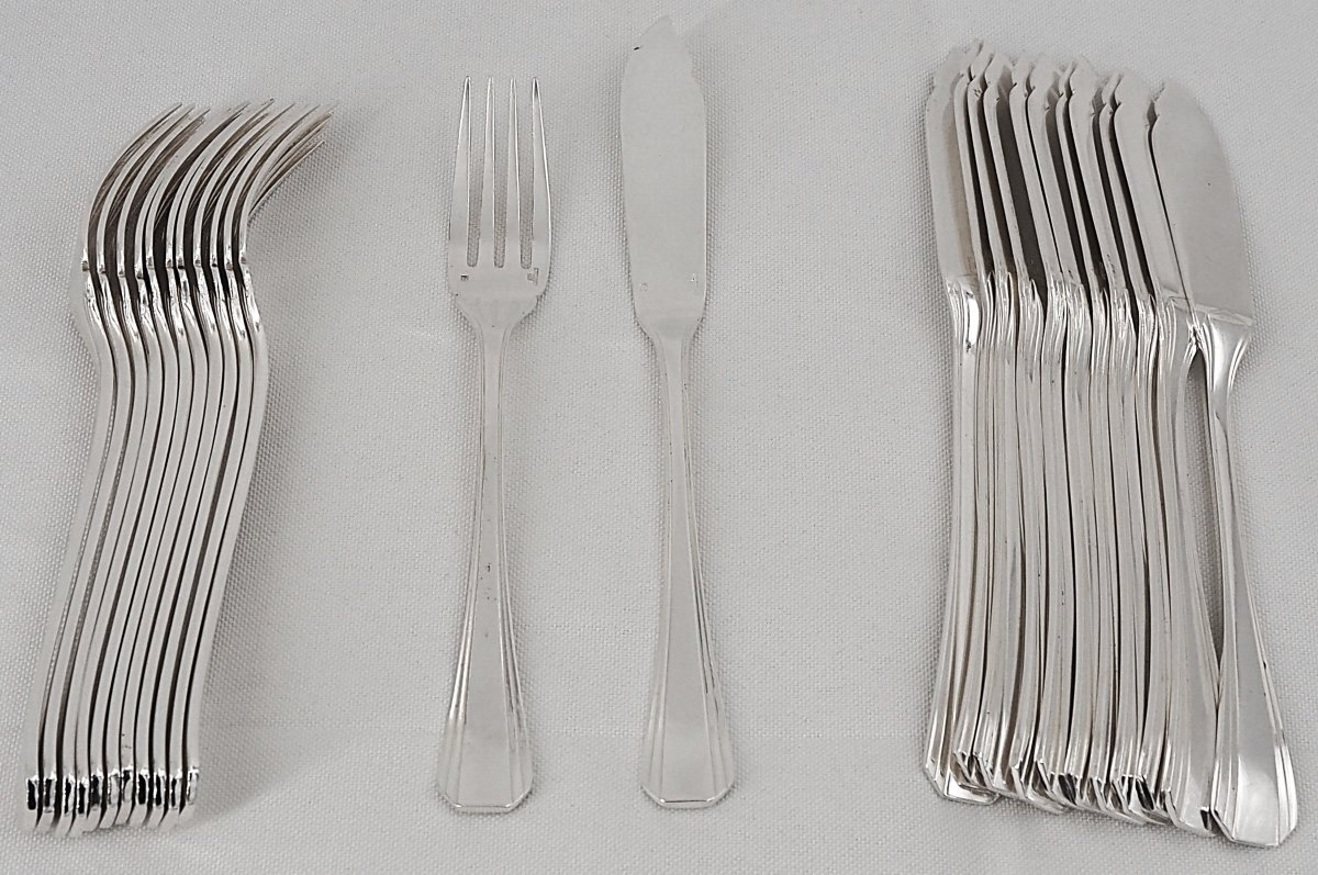 Christofle modèle Boréal, Art Déco, 12 couverts à poisson, 24 pièces en métal argenté.-photo-2