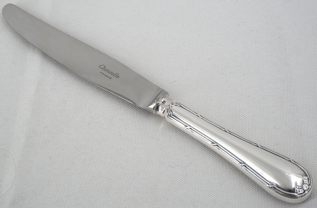 Christofle modèle Rubans, 12 couteaux de table à manches modernes, proches du neuf.-photo-3