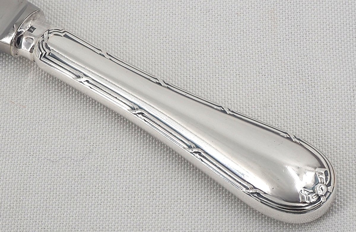 Christofle modèle Rubans, 12 couteaux de table à manches modernes, proches du neuf.-photo-4