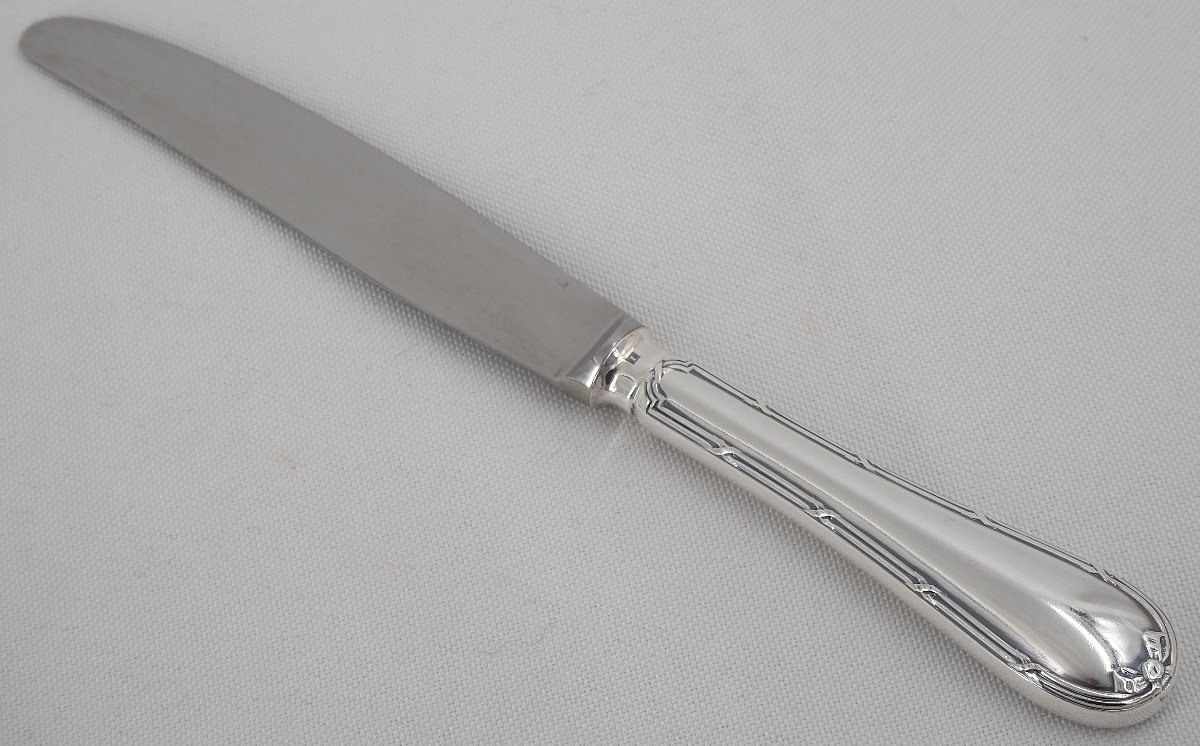 Christofle modèle Rubans, 12 couteaux de table à manches modernes, proches du neuf.-photo-3