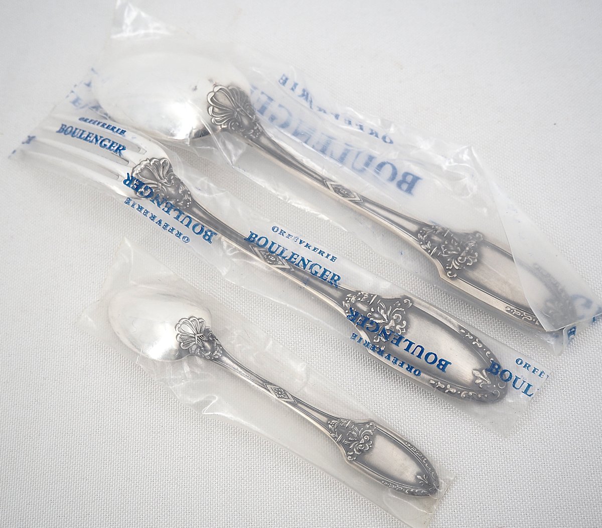 Boulenger Marie Louise Model, Empire Style, 36-piece Cutlery Set, New In Blister Packs.-photo-4