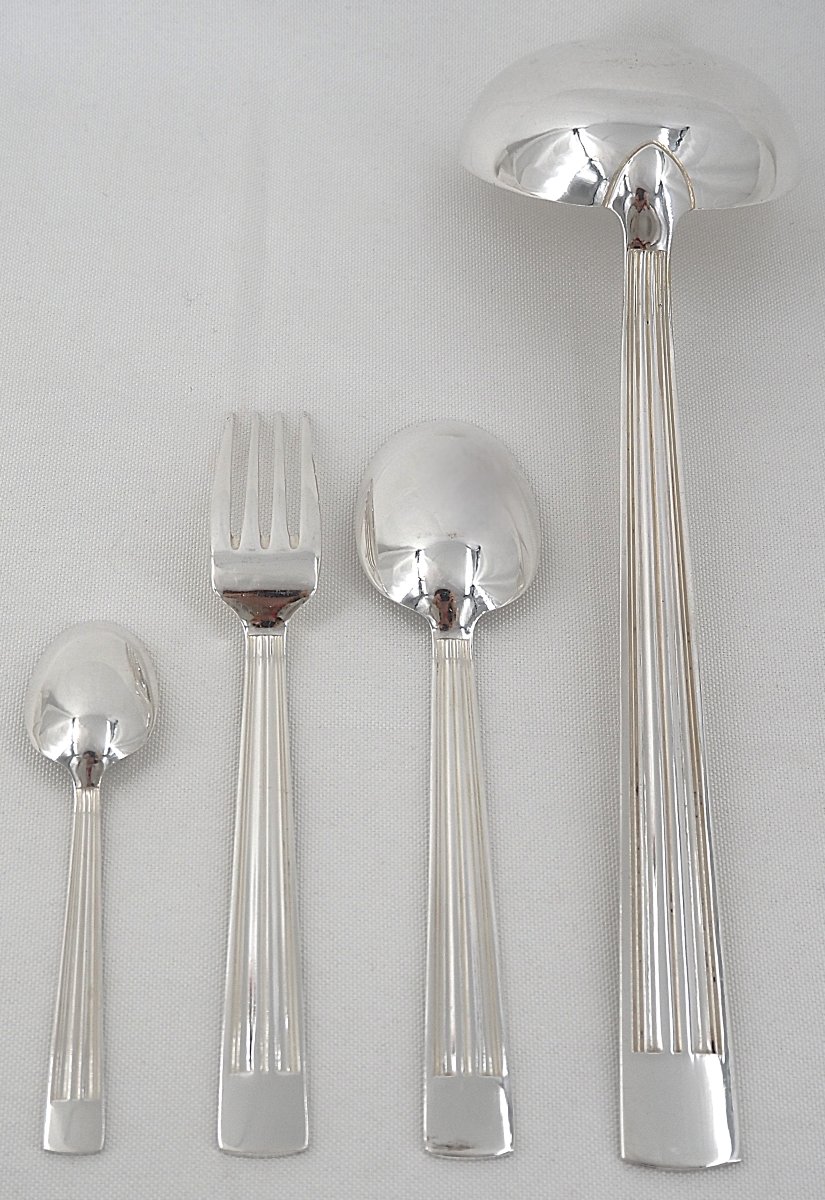 Christofle Mira Ondulation Pattern, Art Deco, 37-piece Silver-plated Flatware Set.-photo-2