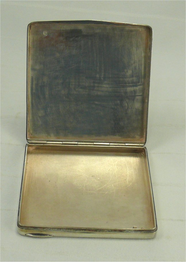 Minerva Solid Silver Powder Box, Hénin & Cie, Guilloché Decoration, Art Deco.-photo-2
