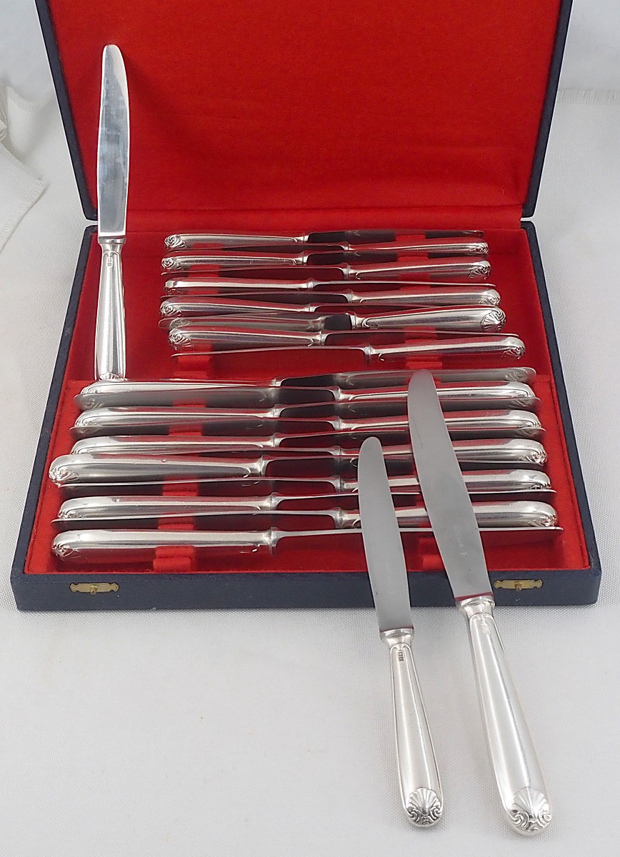 Alfénide, Christofle Louvois Model, Shell, 24 Knives: 12 Table Knives + 12 Dessert Knives.