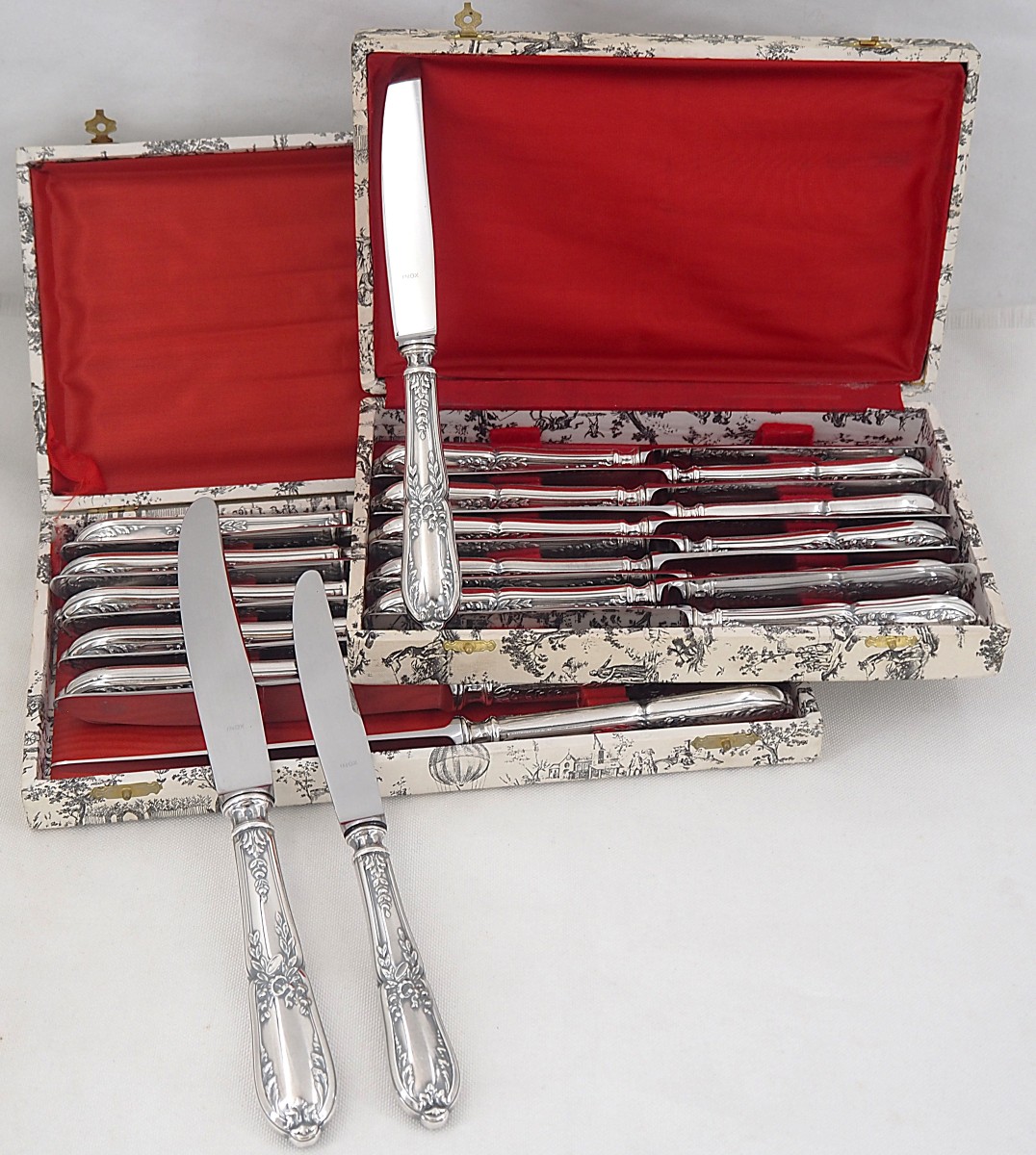 24 couteaux de style Louis XVI, Marie Antoinette, Tambourin 12 couteaux de table + 12 à dessert