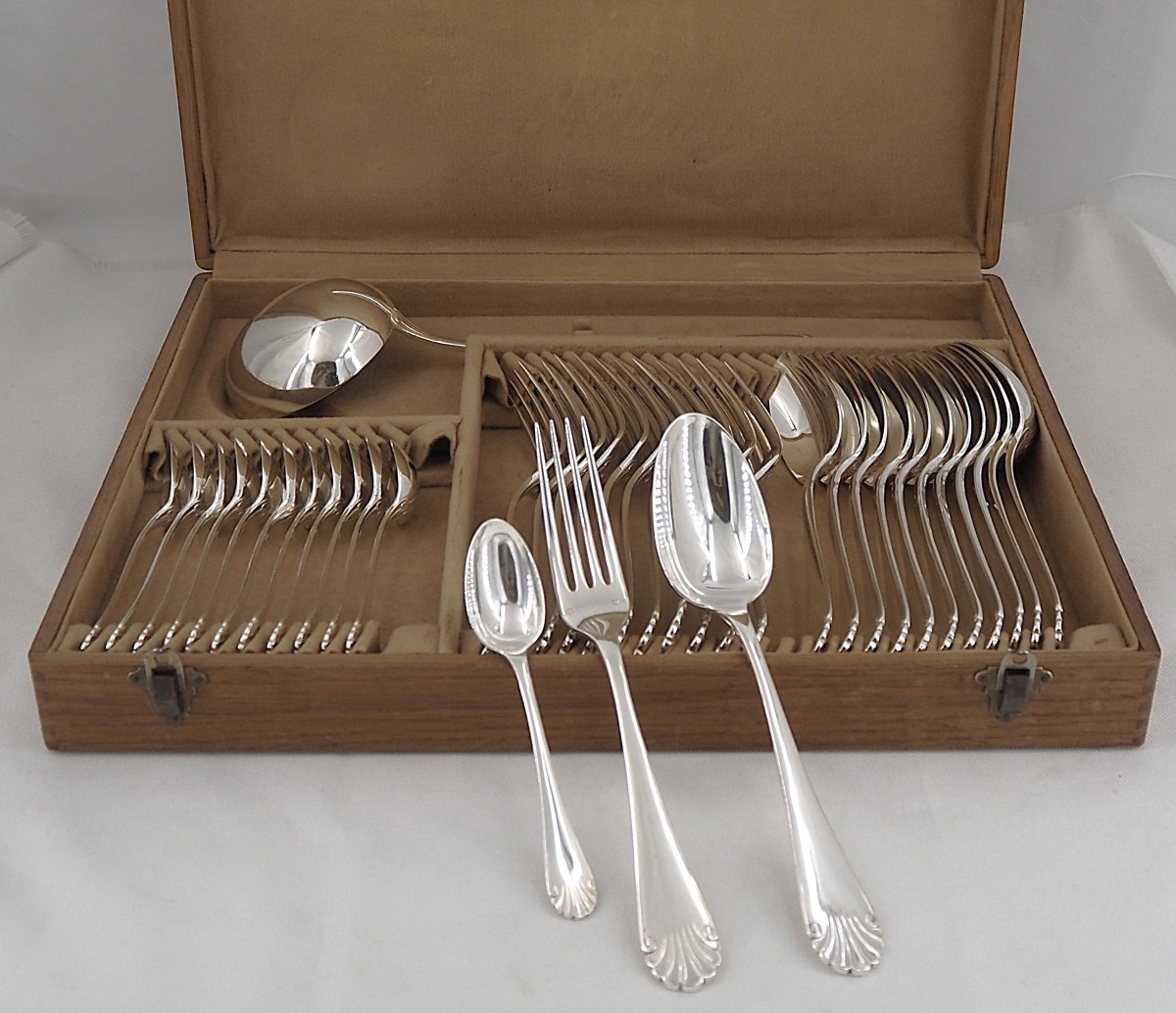 Christofle Directoire Pattern, Rat Tail, 37-piece Silver-plated Flatware Set.