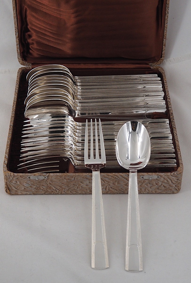 Christofle Gabon Model, Art Deco, 12 Place Settings, 24 Pieces In Silver-plated Metal.