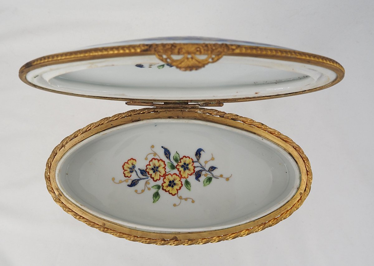 Le Tallec In Paris, Porcelain Bonbonnière, Signed, In Excellent Condition.-photo-4