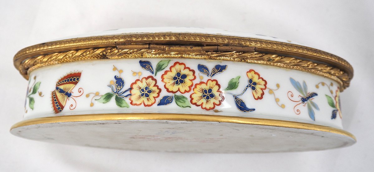 Le Tallec In Paris, Porcelain Bonbonnière, Signed, In Excellent Condition.-photo-5