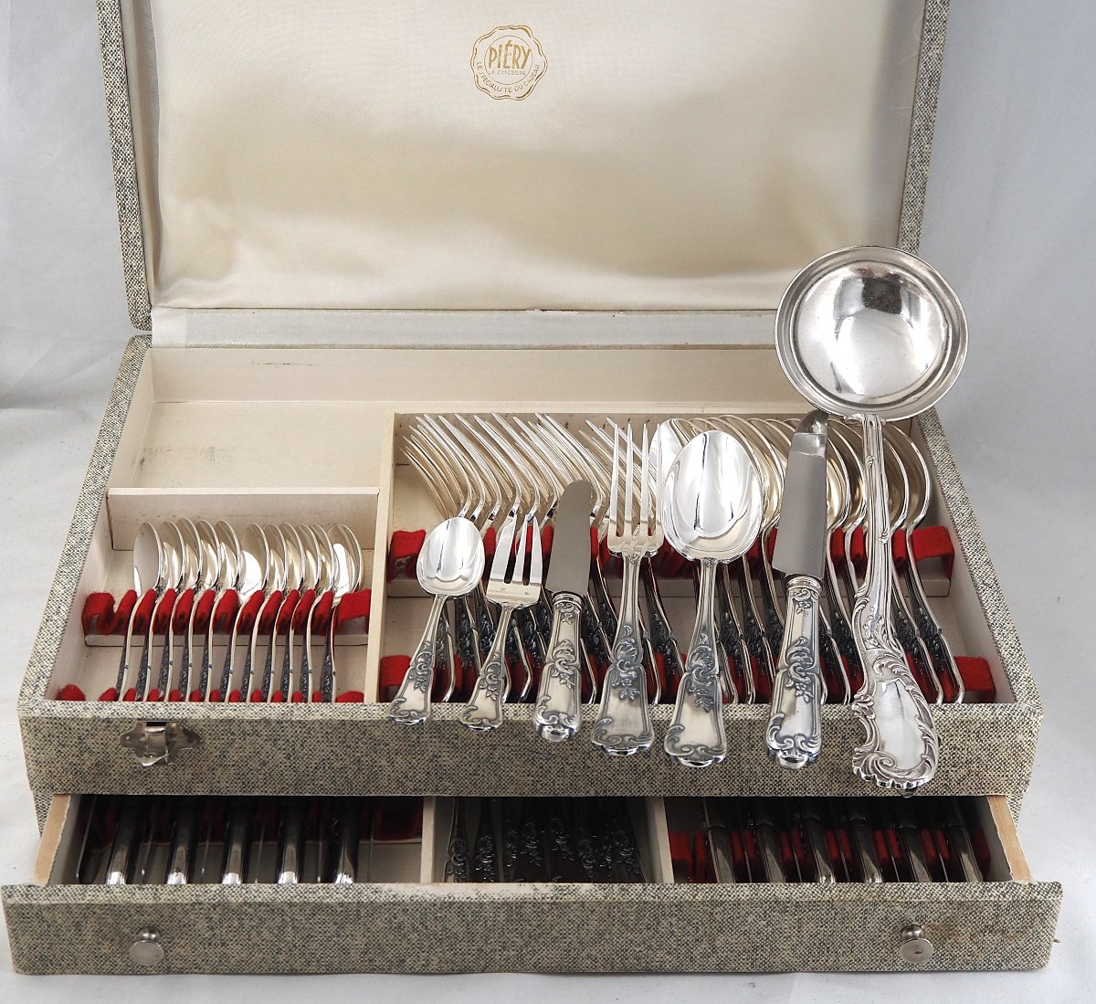 Orbrille Louis XV, Menagère Set 73 Pieces In Silver-plated Metal, In Excellent Condition.
