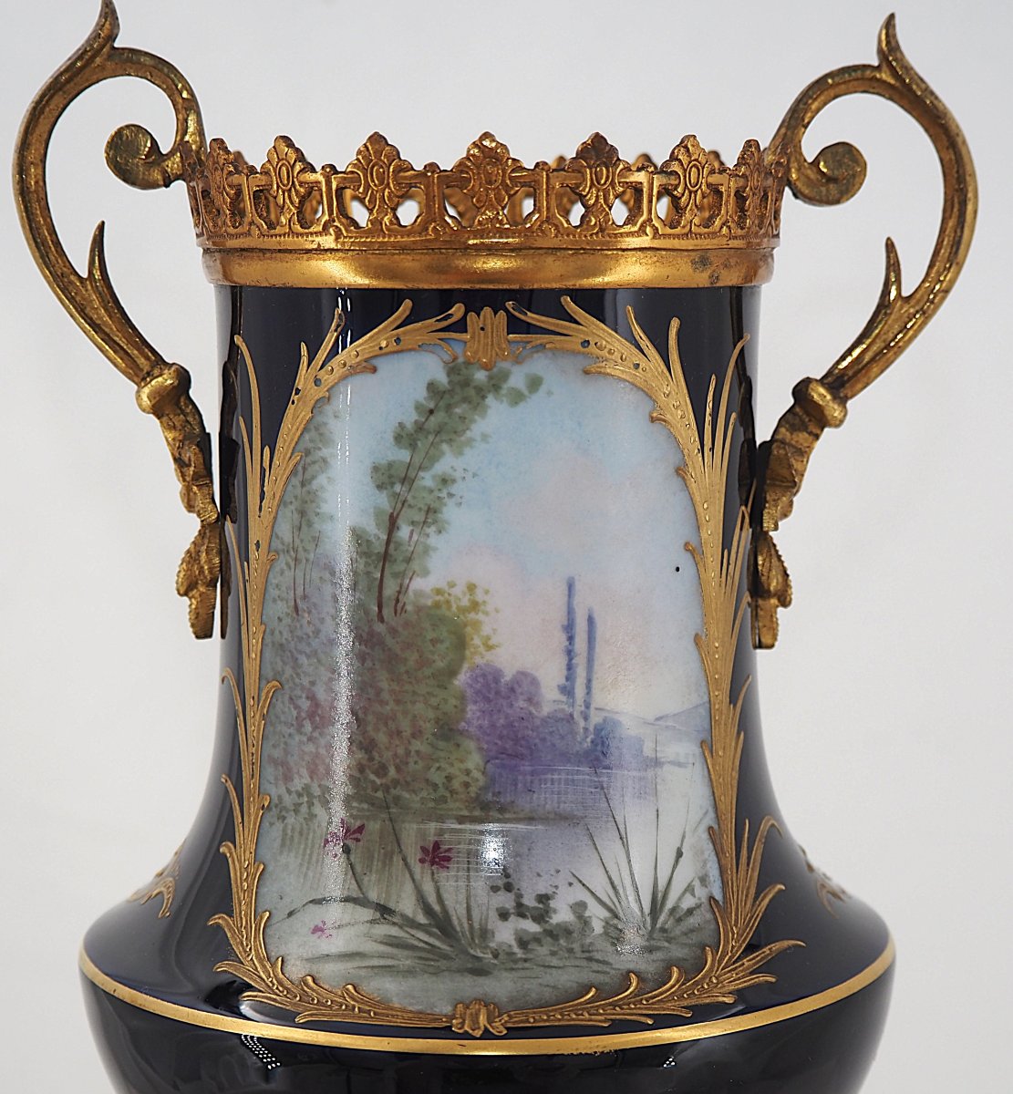Blue Porcelain Urn Vase From Sèvres, 1847, Louis Philippe, Tuileries Palace-photo-4