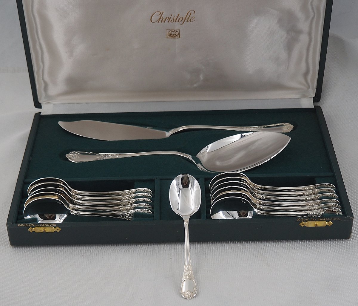 Christofle Marly 12 Ice Cream Spoons + 1 Serving Spoon, Silver-plated, 14-piece Set.