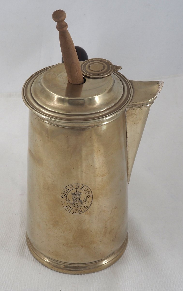 Christofle, grande chocolatière au sigle de la compagnie maritime "Chargeurs réunis".