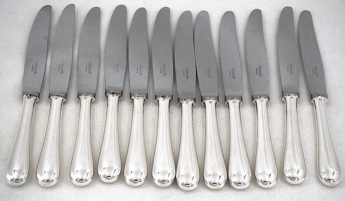 Christofle modèle Baguette, 12 couteaux de table en métal argenté, en parfait état.-photo-2