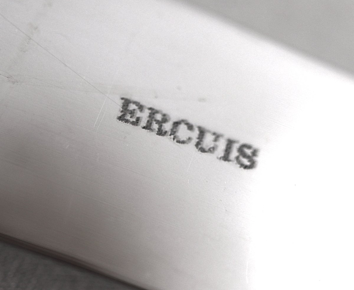 Ercuis modèle Perles, 24 couteaux, 12 de table + 12 à fromage, métal argenté, proches neufs.-photo-1