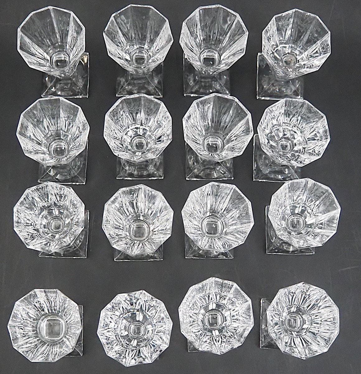 Complete Antique Glassware Set For A Liquor Cabinet, 16 Glasses + 4 Bottles, Cut Crystal.-photo-5
