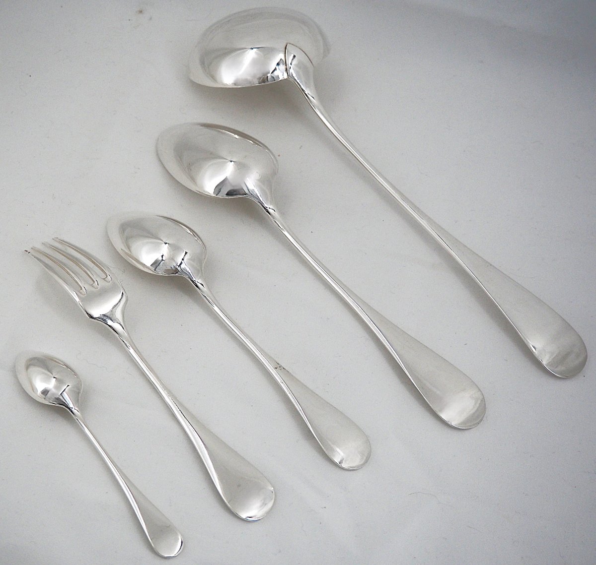 Christofle modèle Baguette, Fidélio ancien, ménagère set 38 pièces en métal argenté.-photo-4