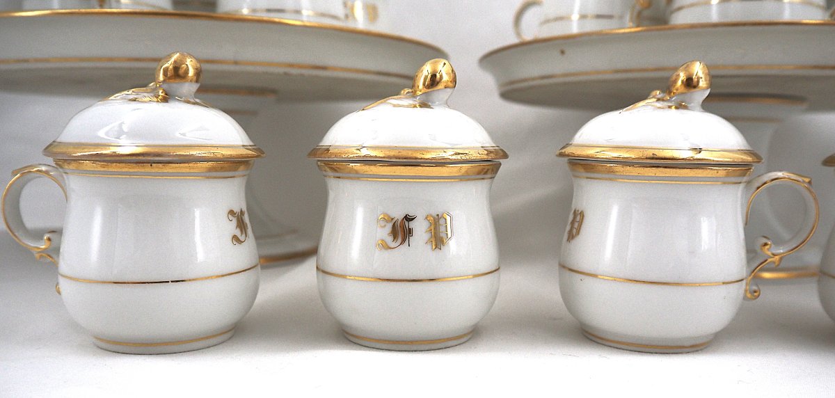18 Parisian Porcelain Cream Jars, 19th Century, On 2 Original Display Stands, In Excellent Condition.-photo-1