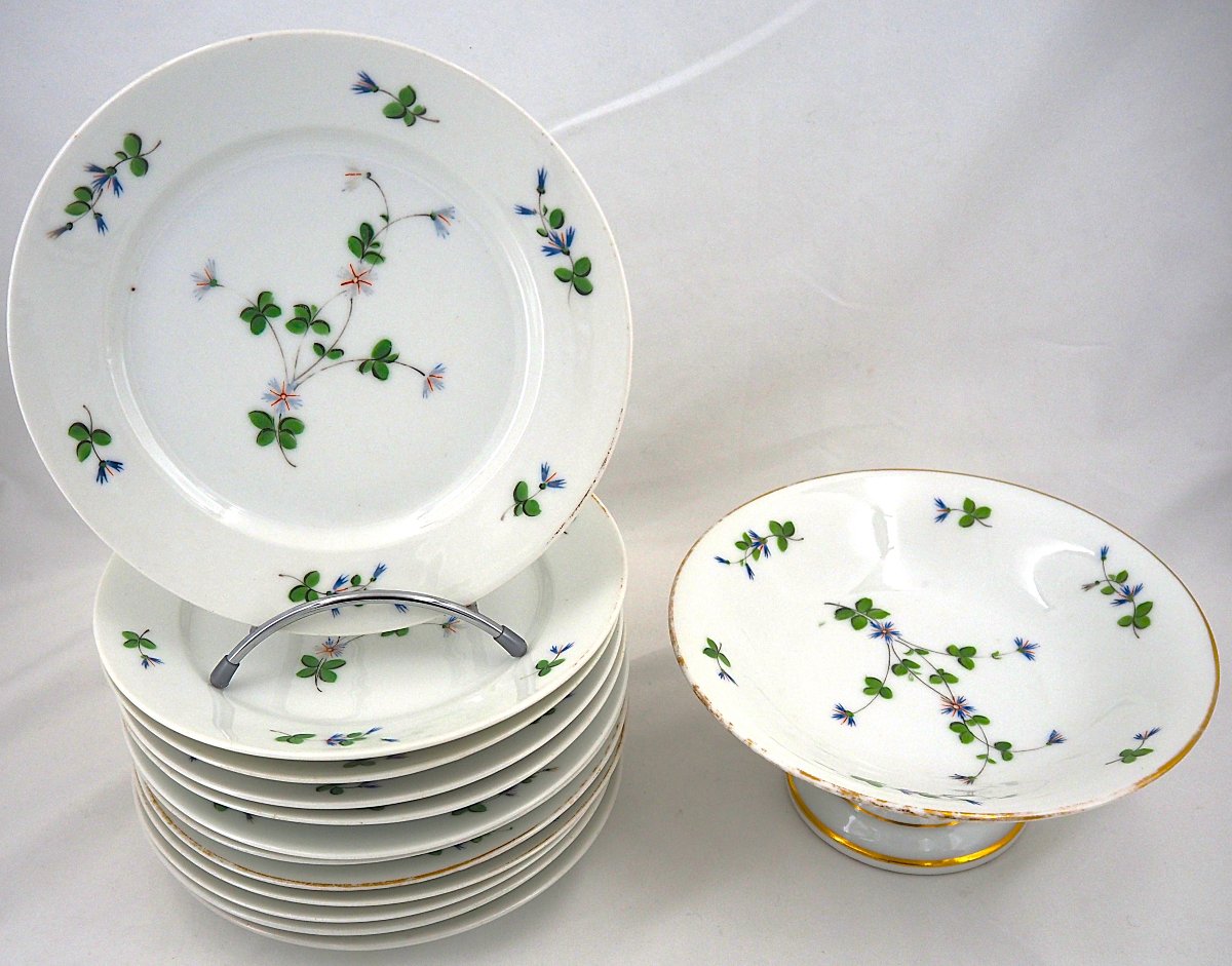 Porcelaine de Paris, XIXe, décor au bardeau, 12 assiettes à dessert + coupe.-photo-4