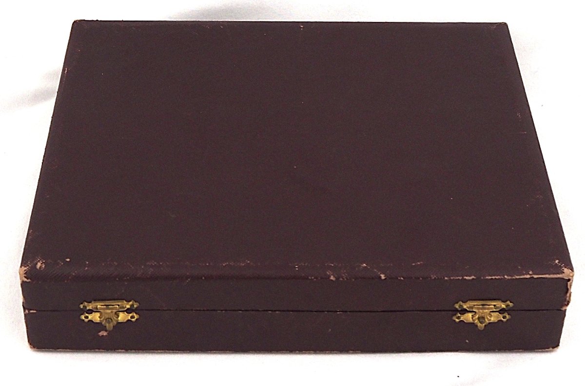 Ercuis modèle Uniplat, Valois, 12 couverts à entremets, dessert, 24 pièces, 18 cm.-photo-6