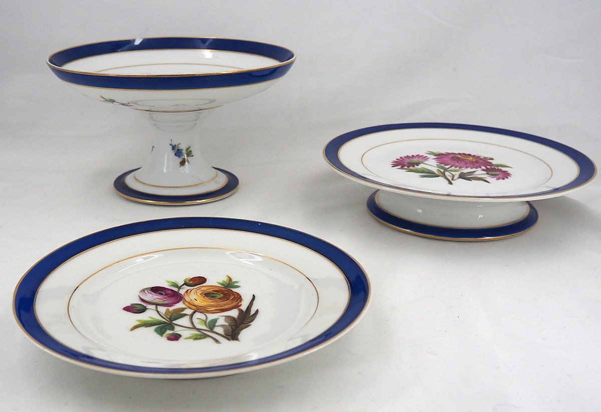 19th-century Paris Porcelain: 24 Plates + 4 Decorated Plates + 1 Flower Vase, Each With A Different Design-photo-4