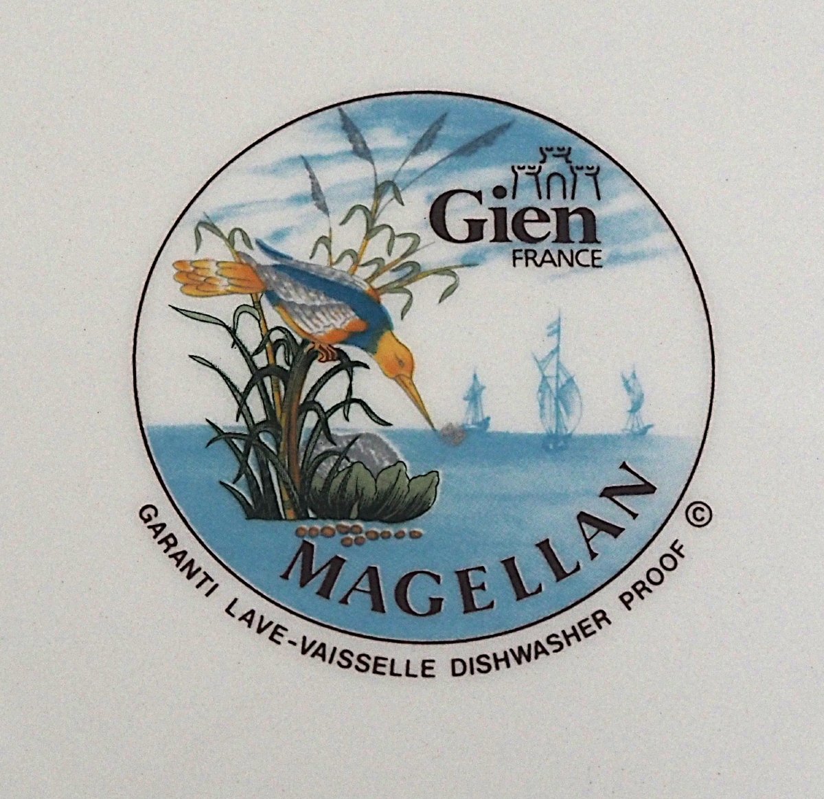 Gien "magellan" Collection, Dessert Set With 12 19-cm Plates, A Serving Dish, And A Cream Pitcher.-photo-8