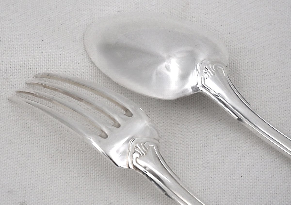 Christofle modèle Vendôme, Coquille, ménagère set 62 pièces, couteaux en métal argenté.-photo-2