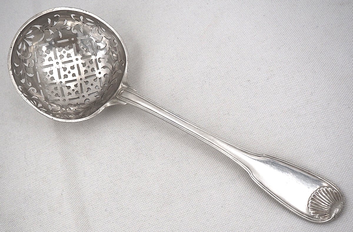 18th-century Solid Silver Sprinkling Spoon, 23 Cm, Coquille Pattern, 106 G.-photo-2