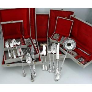 Sfam/chambly, Well-beloved Model, 146-piece Silver Metal Cutlery Set, Near New.