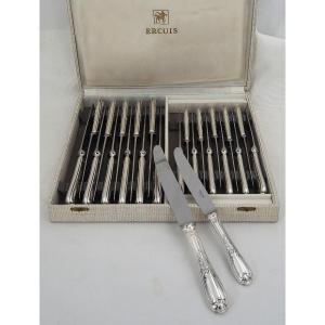 Ercuis modèle Dubarry, du Barry, 24 couteaux, 12 de table + 12 à fromage, métal argenté.