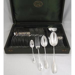 Christofle modèle Baguette, Fidélio ancien, ménagère set 38 pièces en métal argenté.