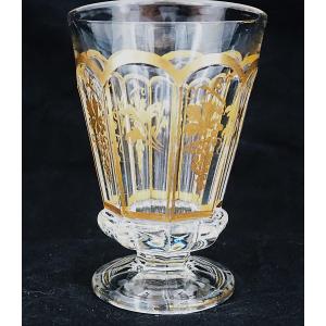 Baccarat, verre, vase à violettes, cristal doré, moulé, Charles X, Louis Philippe, signé.